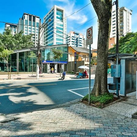 Flat Em Frente Ao Metro Moema San Paolo Esterno foto